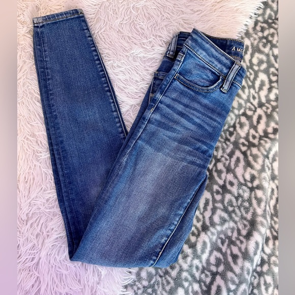 American Eagle Super Hi-Rise Jegging - Picture 3 of 5